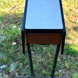 Table formica feet tubes bar