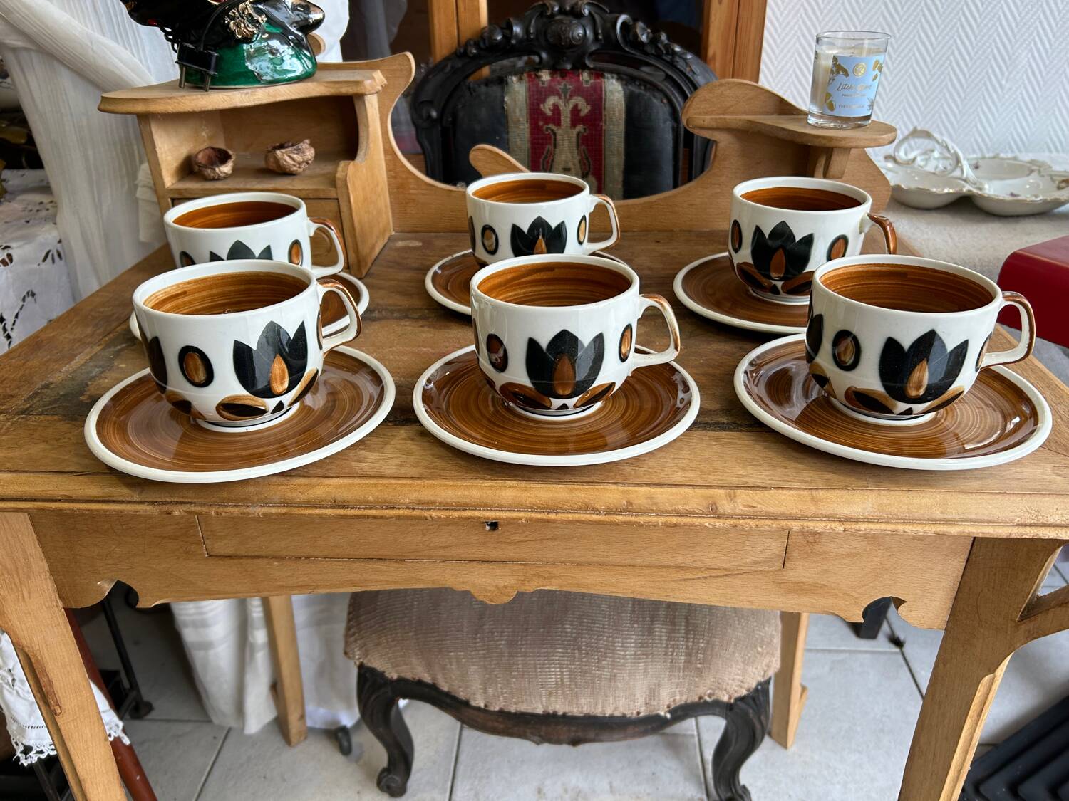 Boch Kimono cups and saucers