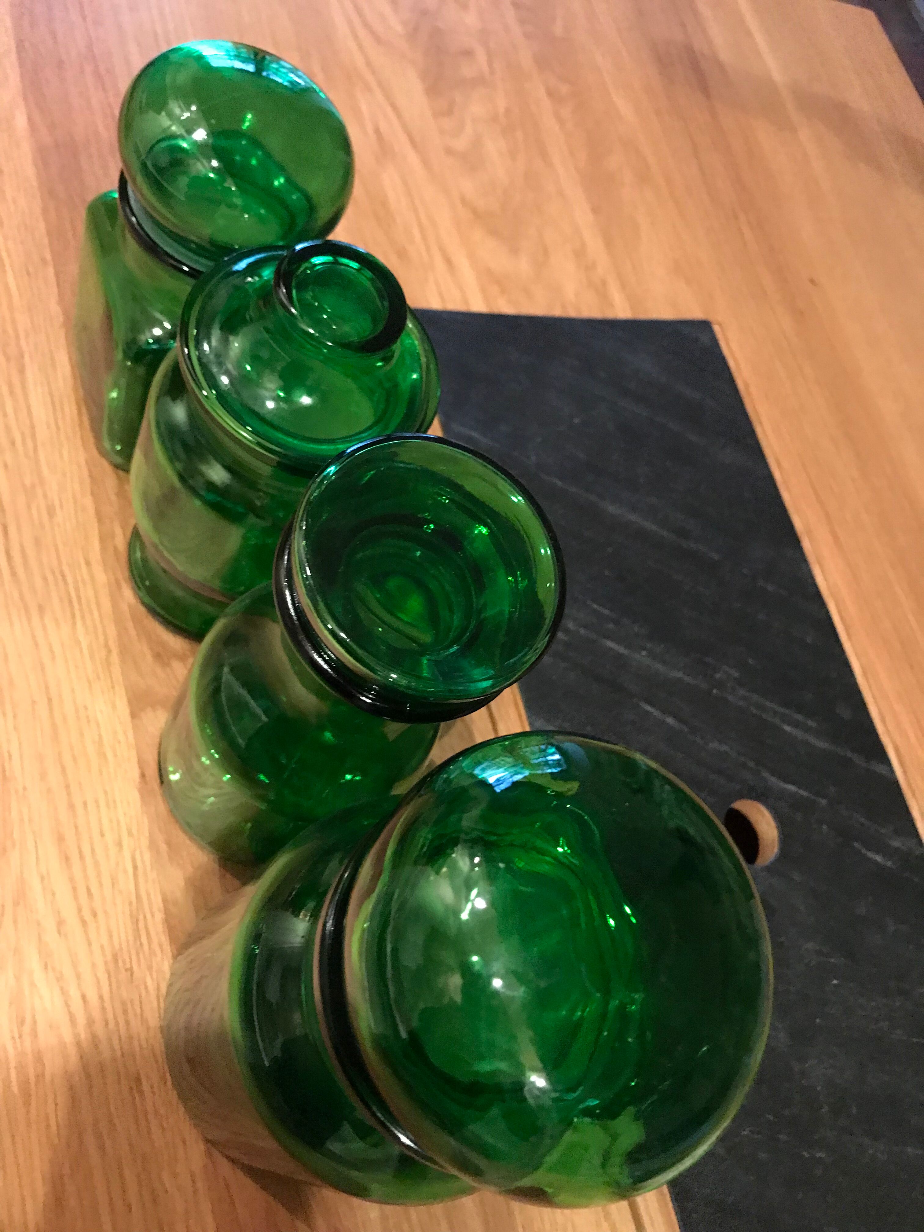 Set of 4 glass jars