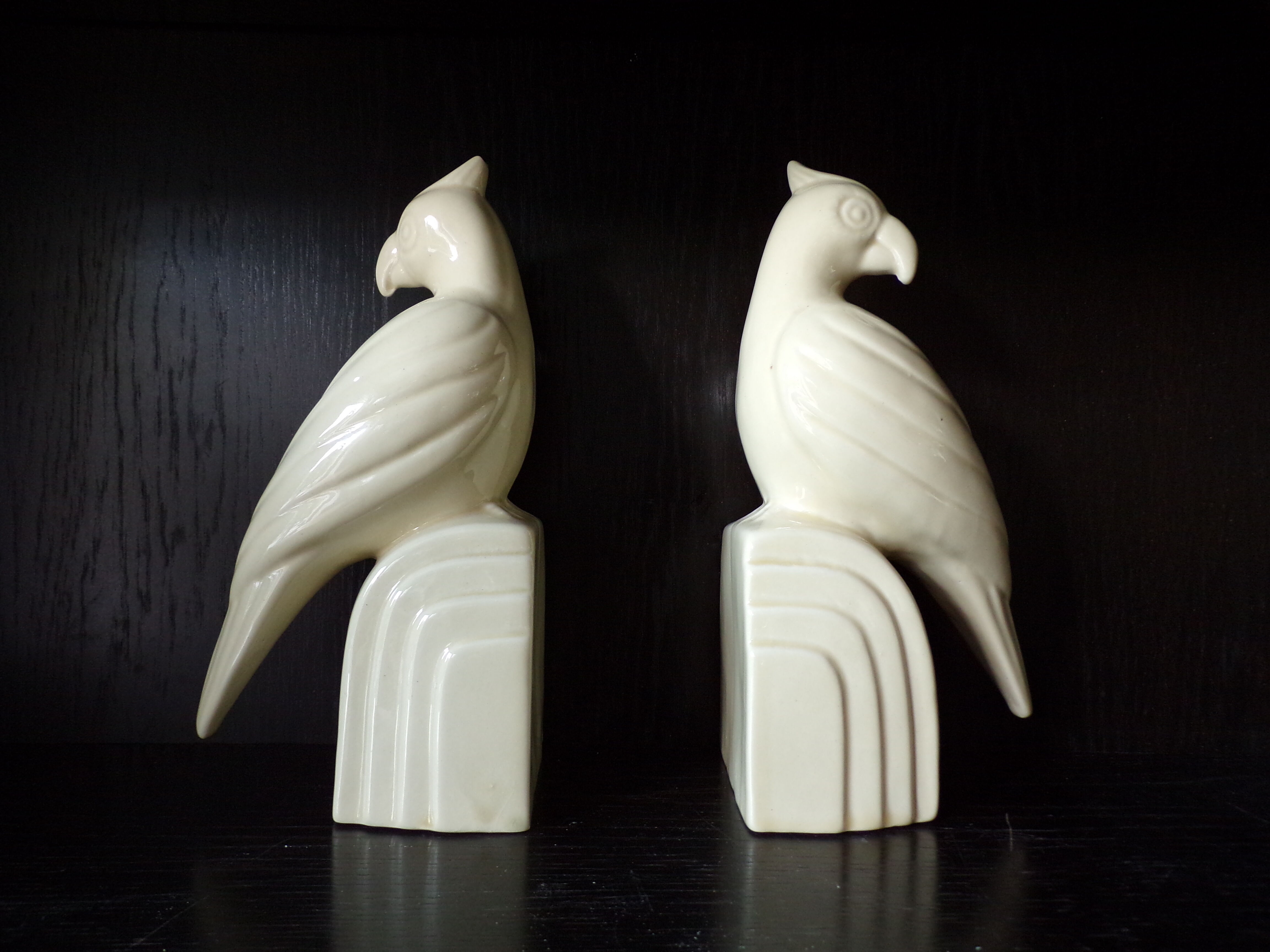 Pair of ceramic parrot bookends