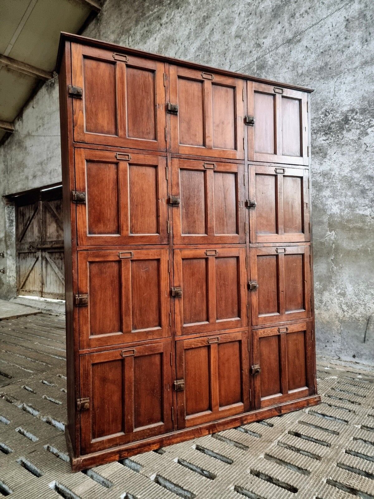 Antique cabinet office cabinet locker sideboard