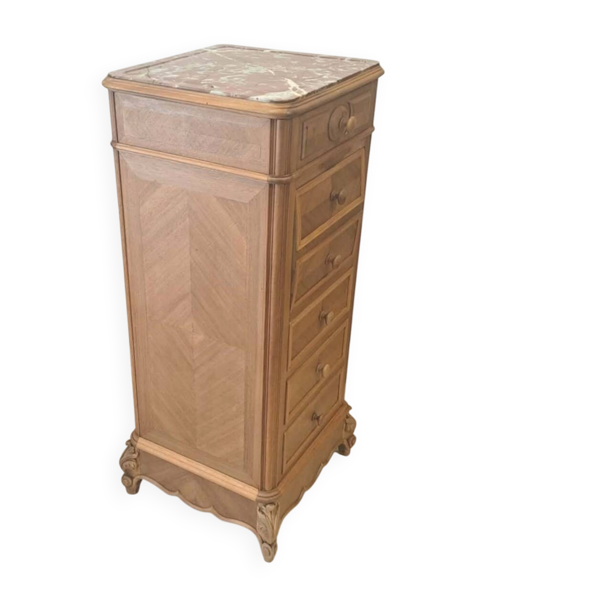 Oak chest of drawers