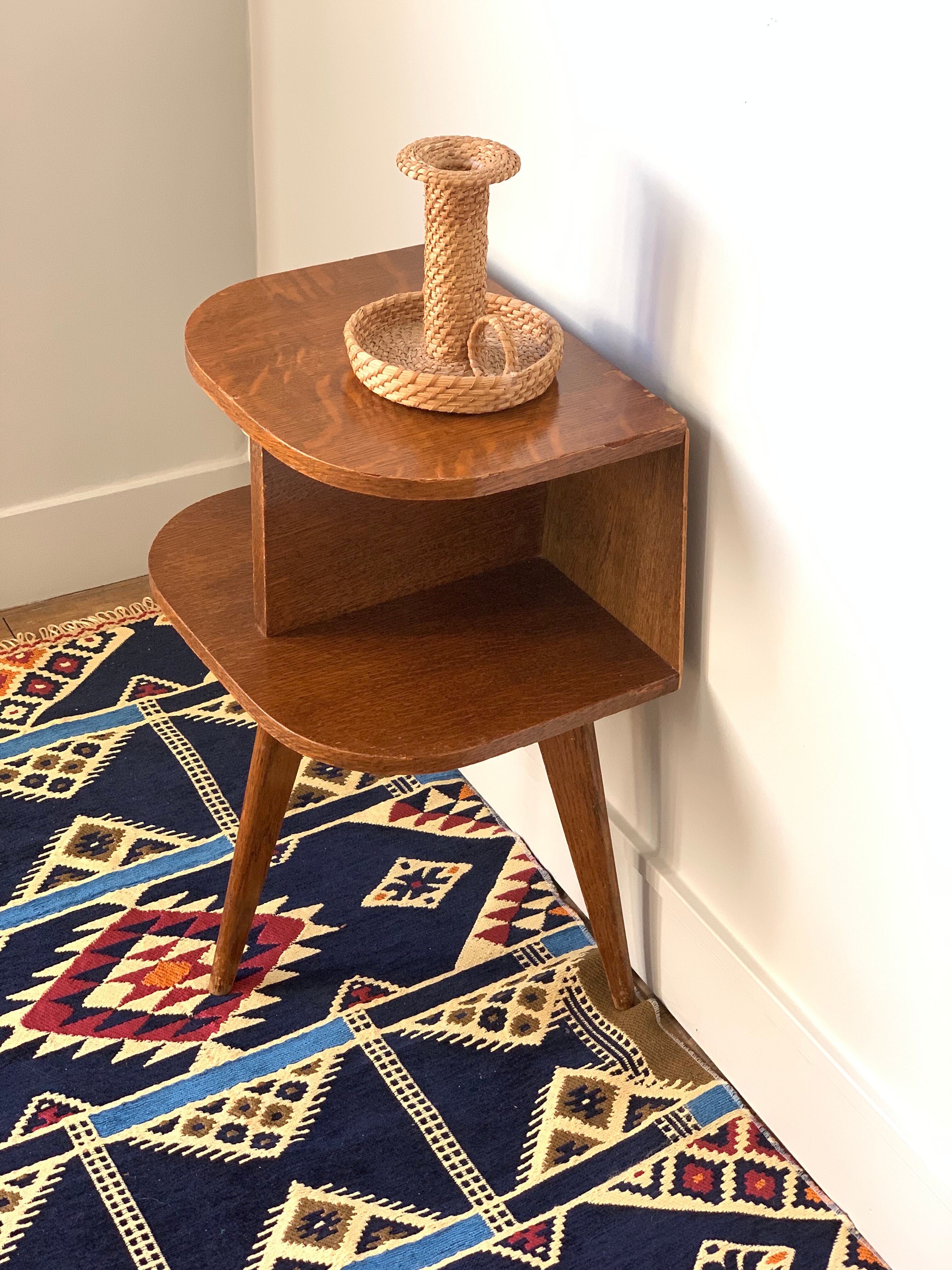 Tripod bedside