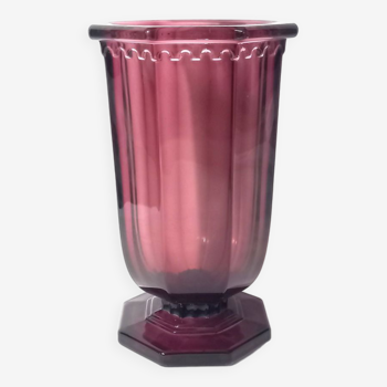 Large art deco vase in amethyst glass from luxval - val saint lambert