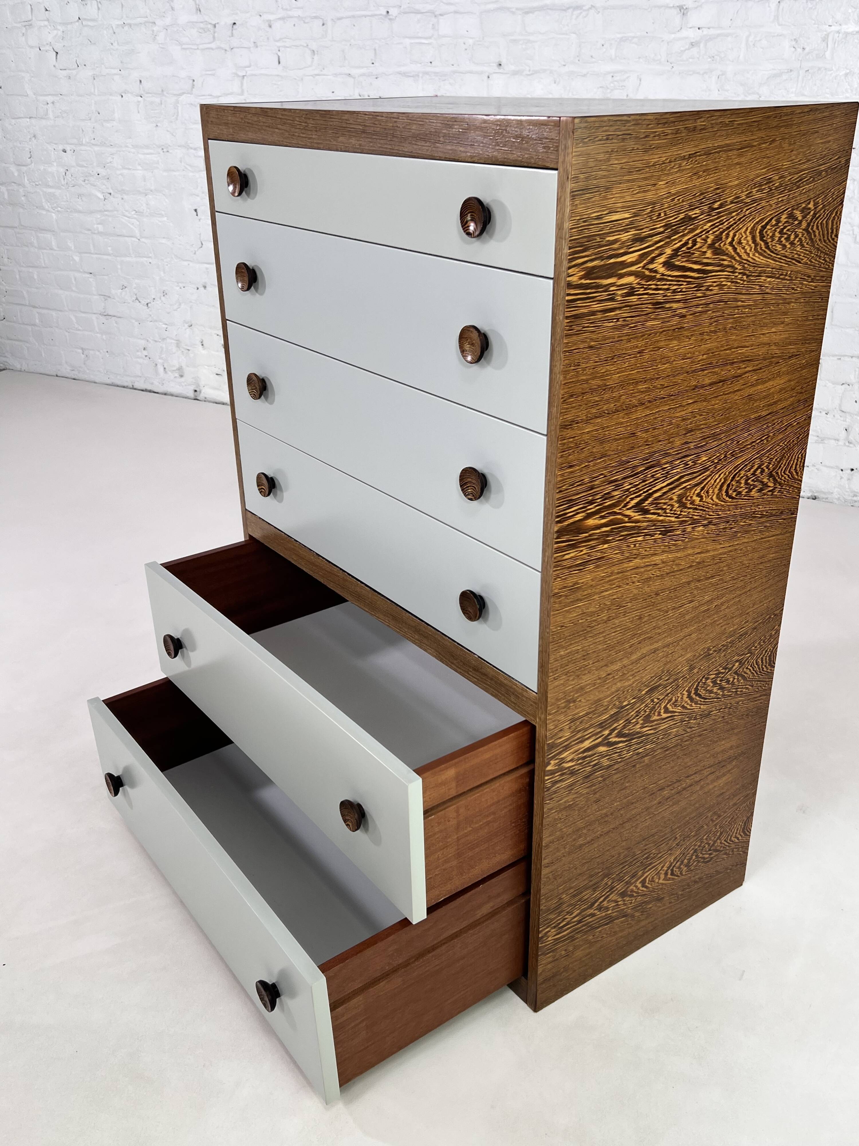 Dresser chiffonnier 6 drawers wenge and satin lacquer