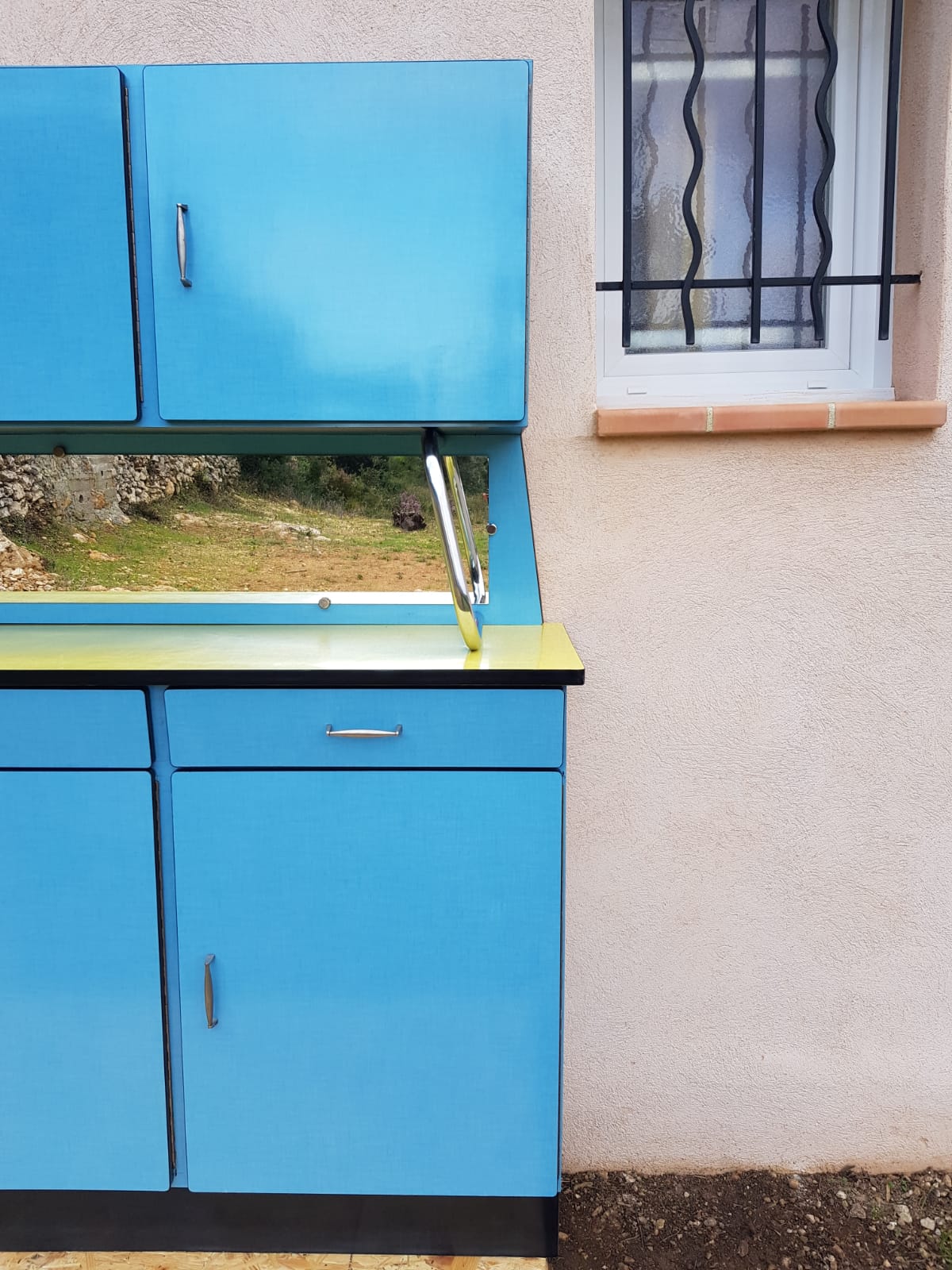 Buffet Formica blue and yellow years 60