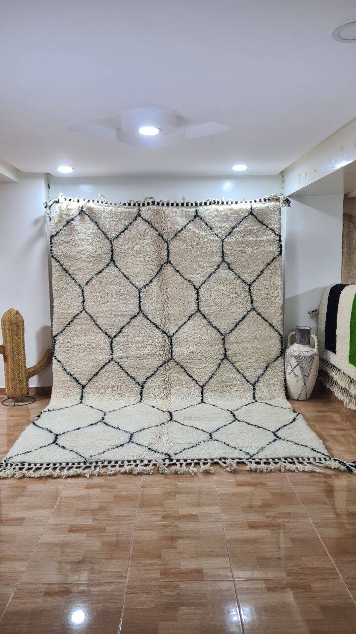 Handmade Berber wool rug 280x250 cm