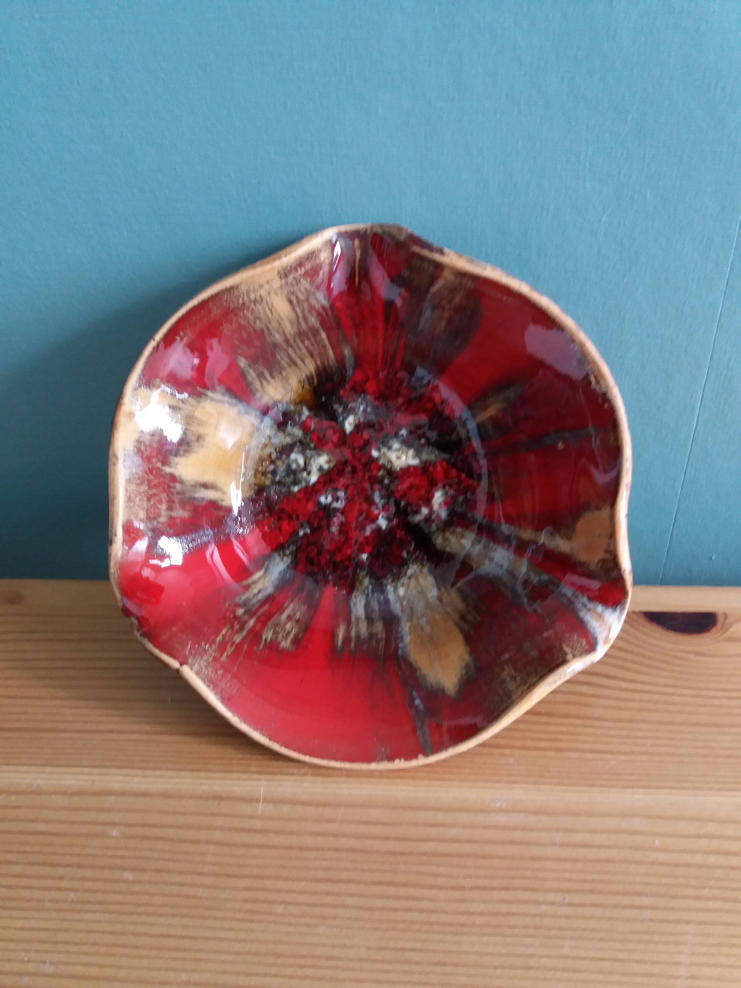 Handcrafted ceramic ashtray from the Basque Country of Béarn, 1970s