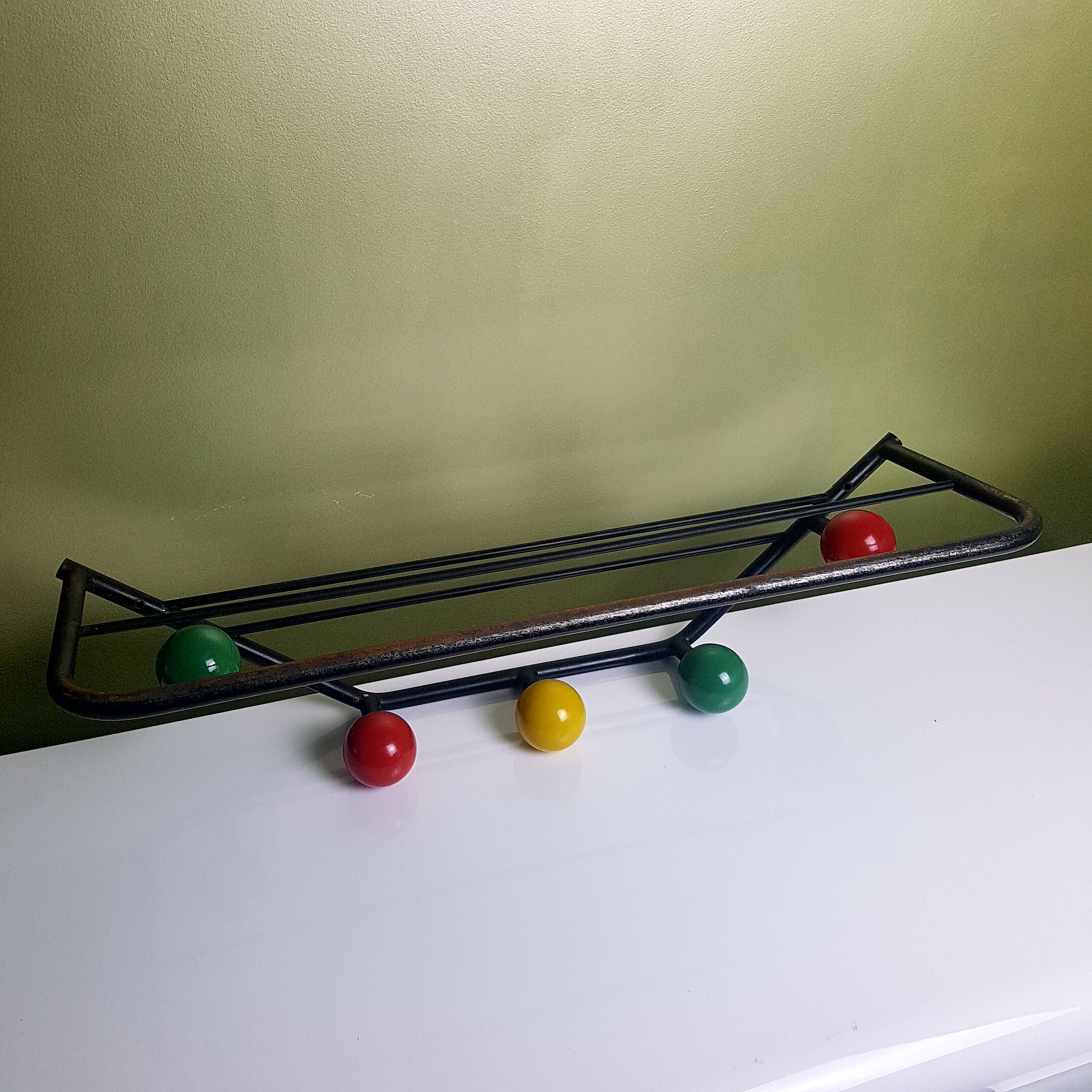 Cloakroom 5 coat hooks in colorful wood balls