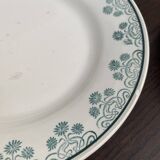 Set of 11 mismatched Terre de Fer plates