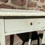 Table d'appoint en sapin vintage shabby chic