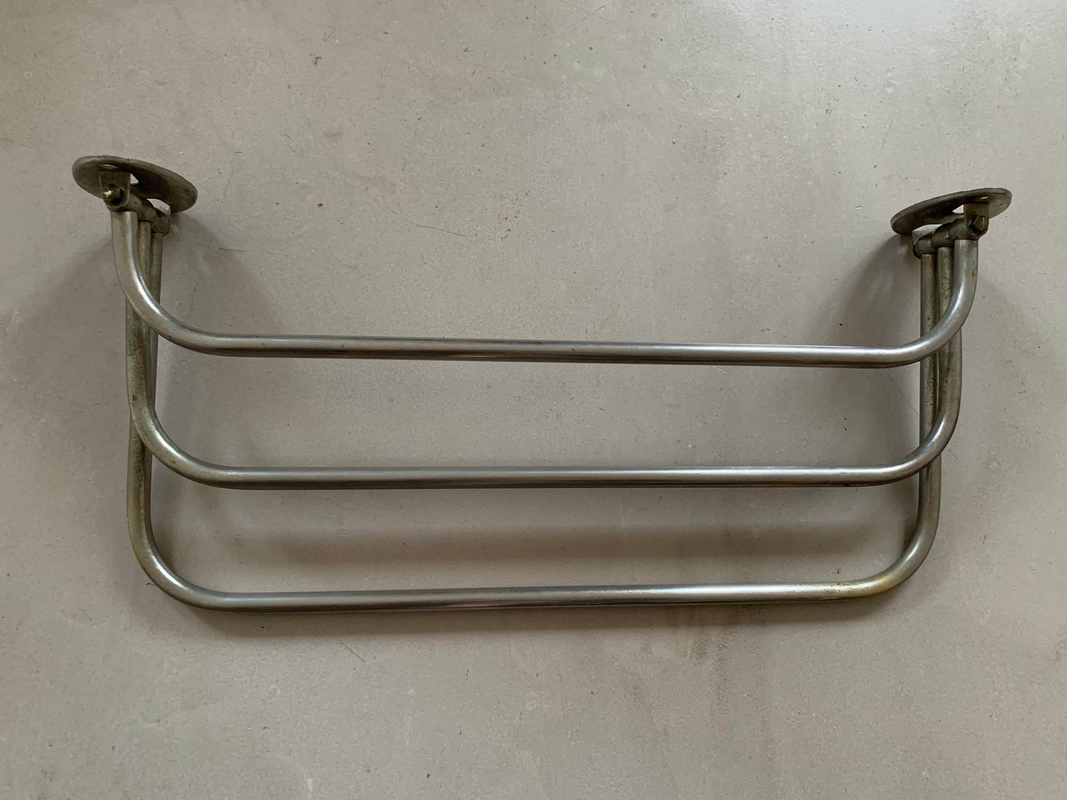 Towel rail