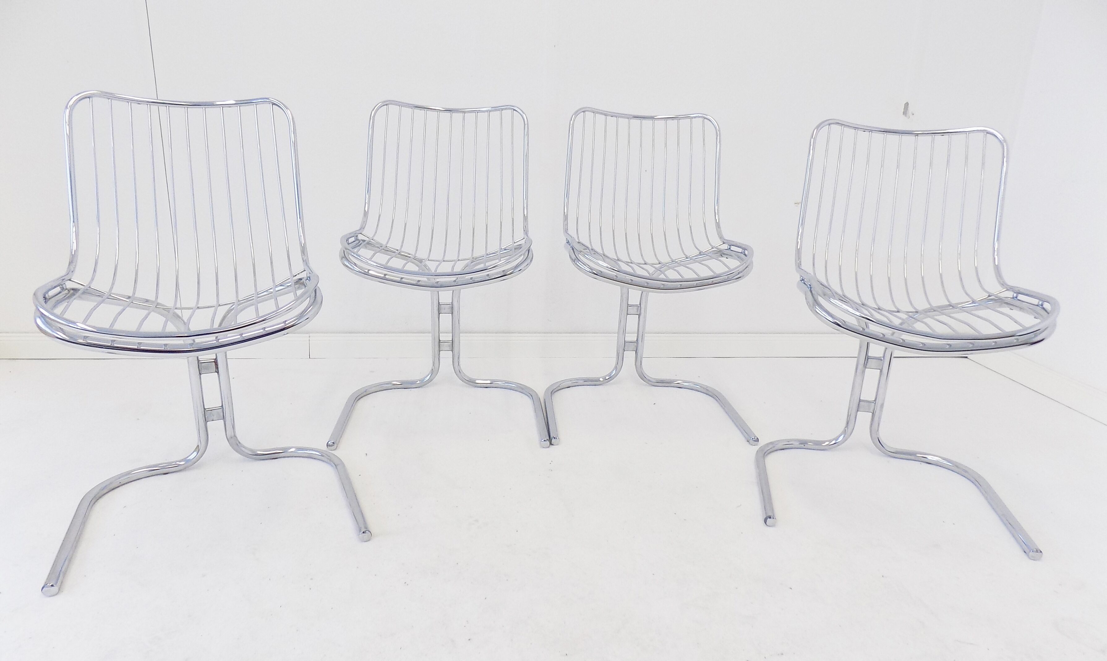 Rima set of 4 Radiofreccia chrome chairs by Gastone Rinaldi