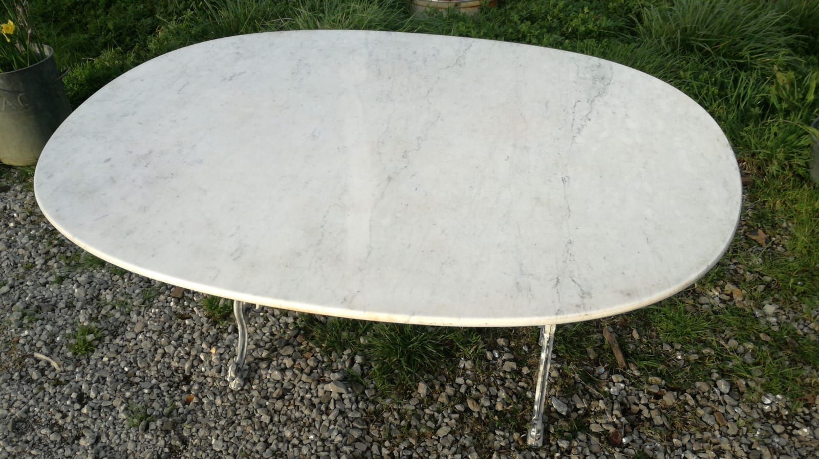 Bistro table