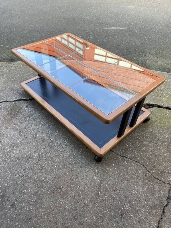 Table bas avec roulettes