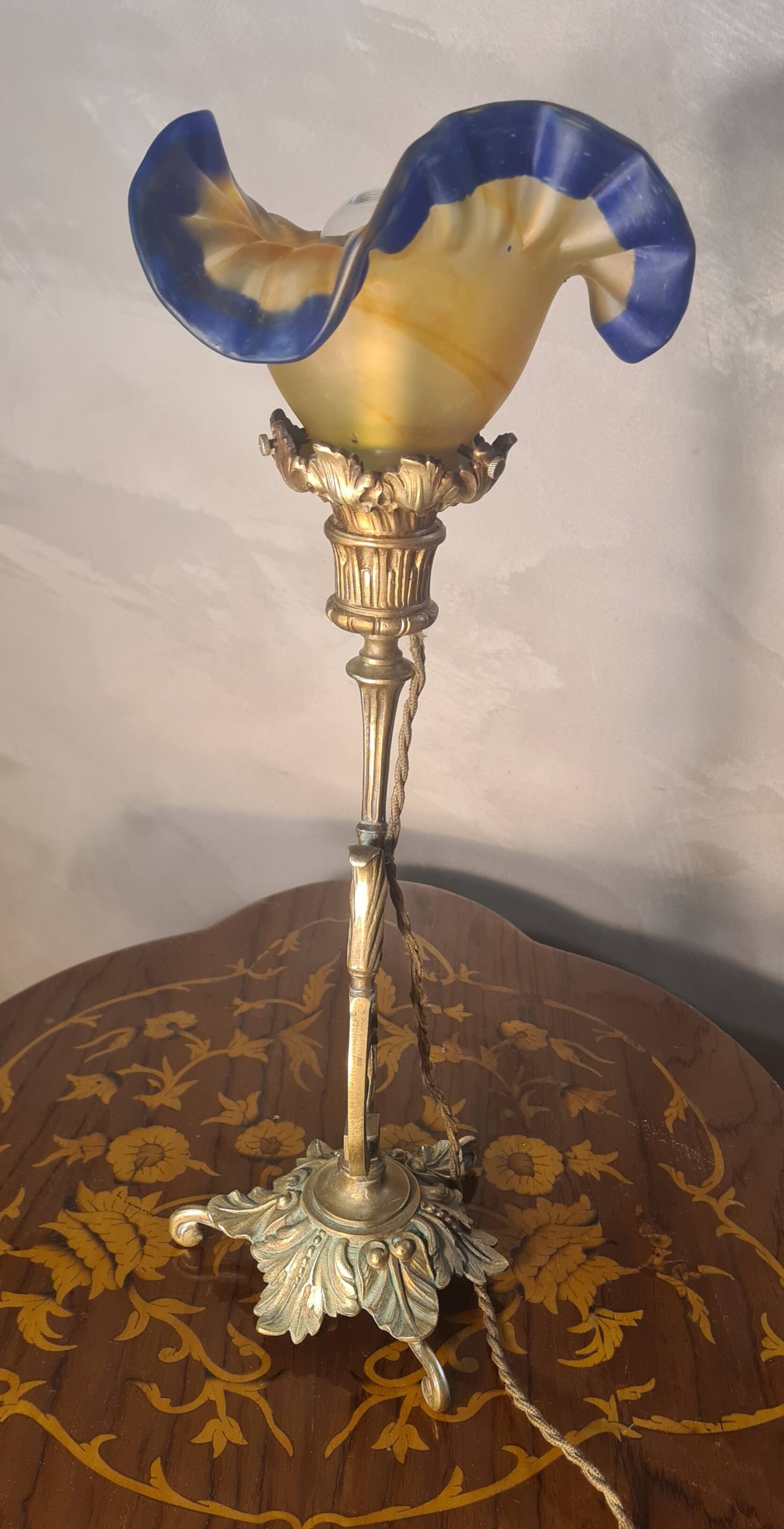 Bronze art nouveau tulip lamp signed vianne 40x16 old elec ok