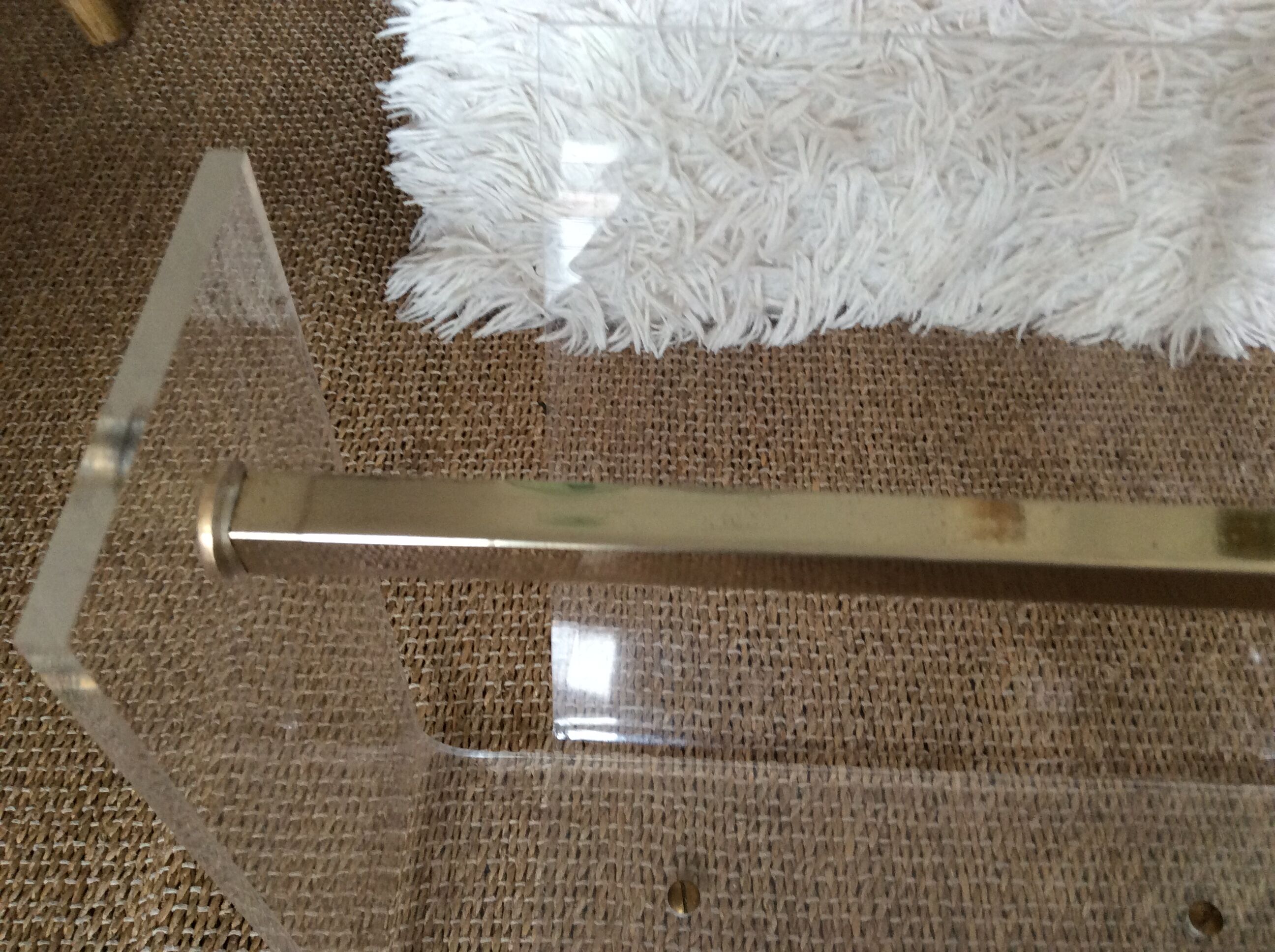 Plexiglas magazine door