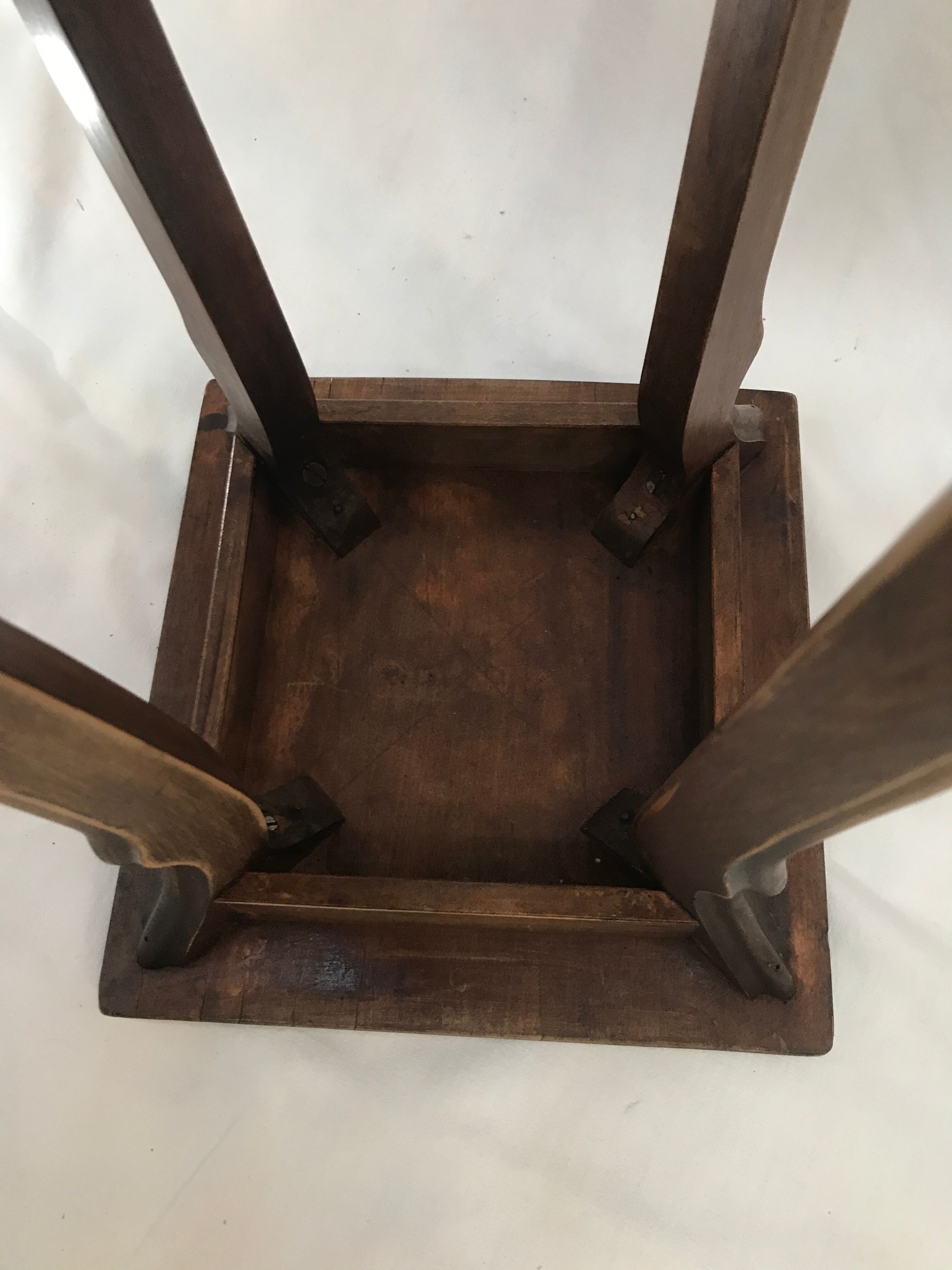 Oak Art Deco Sellette