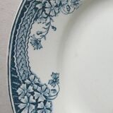 Set of 6 flat plates, Saint Amand model Suzanne, floral decoration