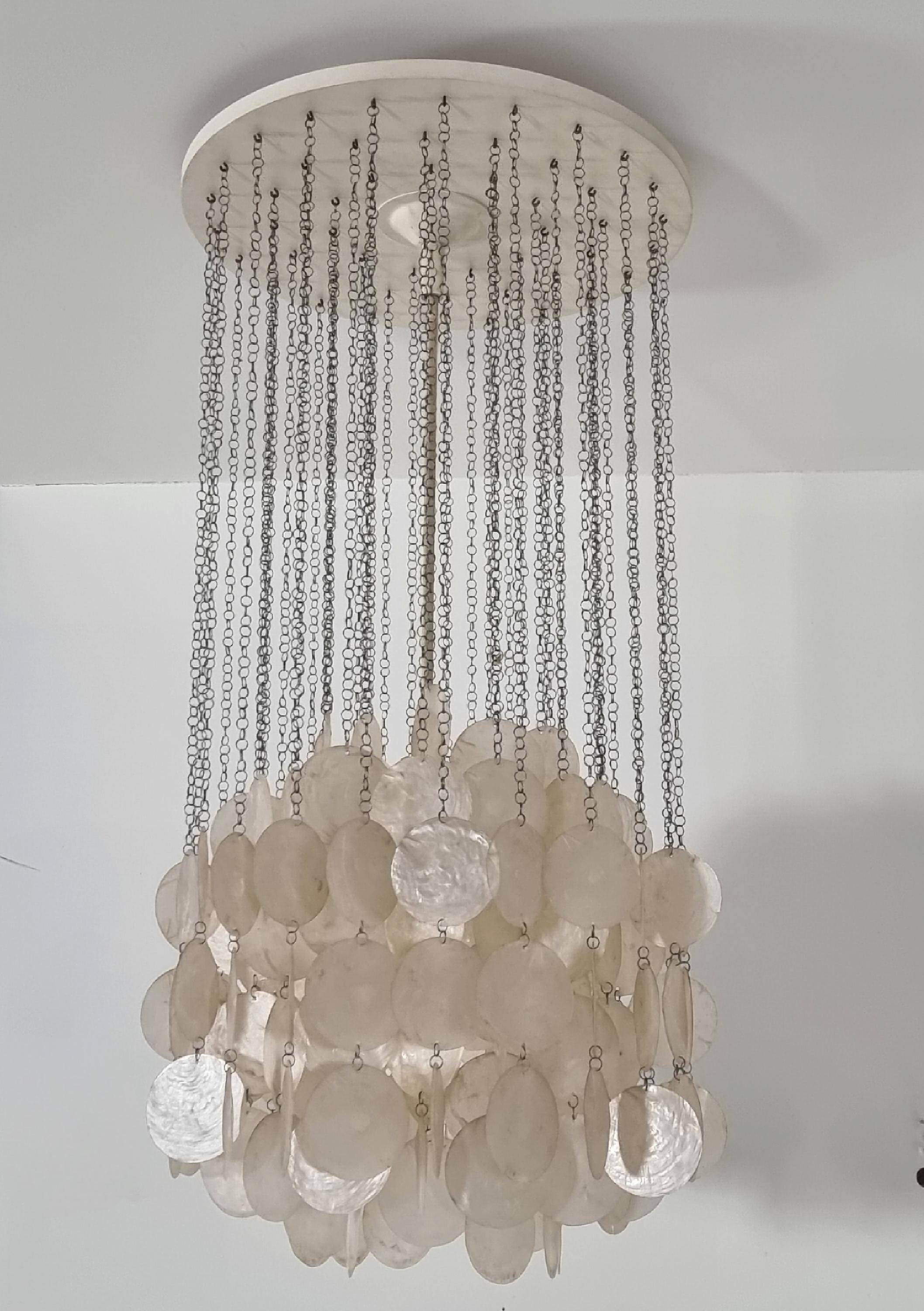 Lustre Fun 4DM Seashell by Verner Panton, 1960