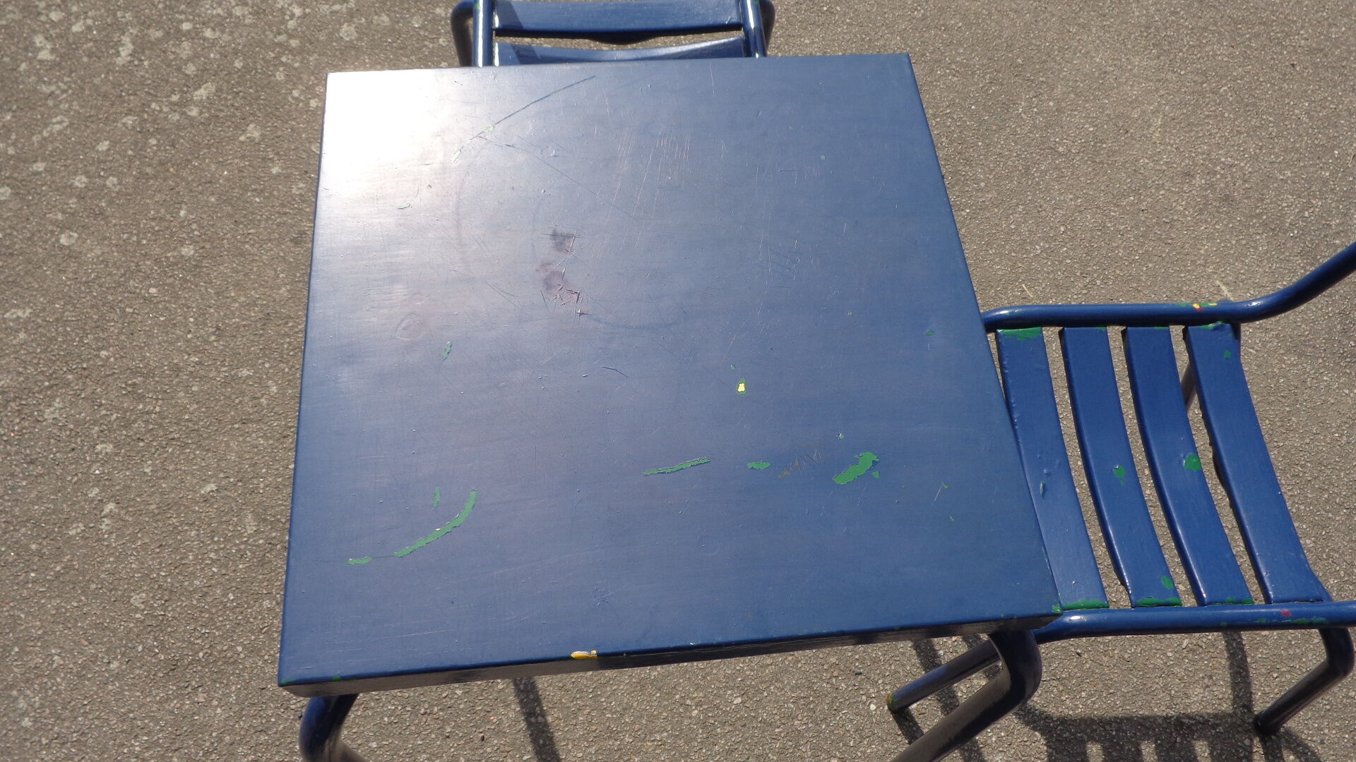 Ensemble 4 chaises & table
