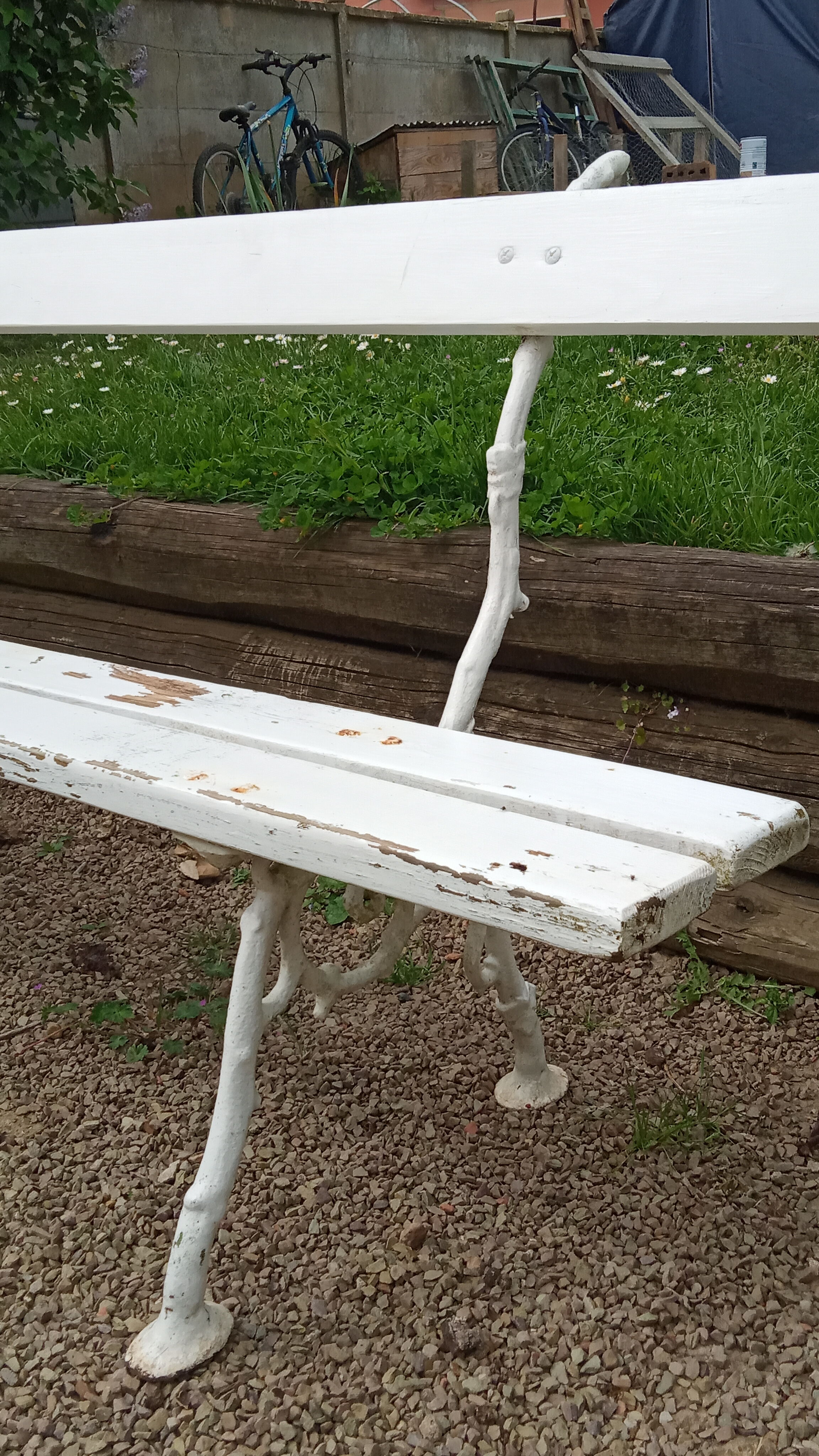 Garden bench cast iron legs