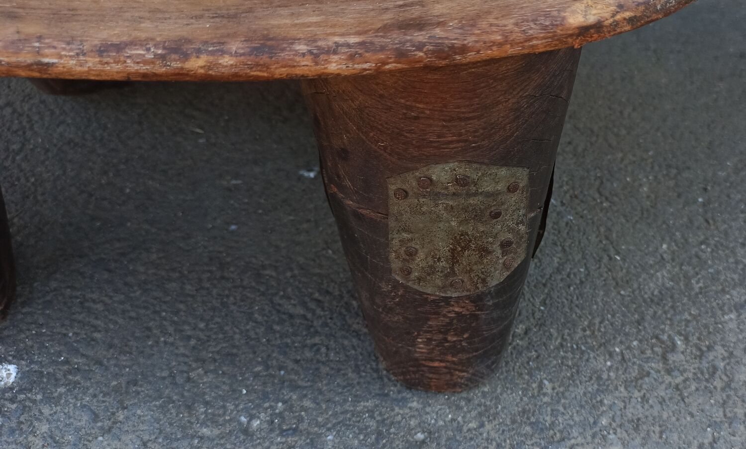 Antique wooden stool. Senufo African art from Côte d'Ivoire.