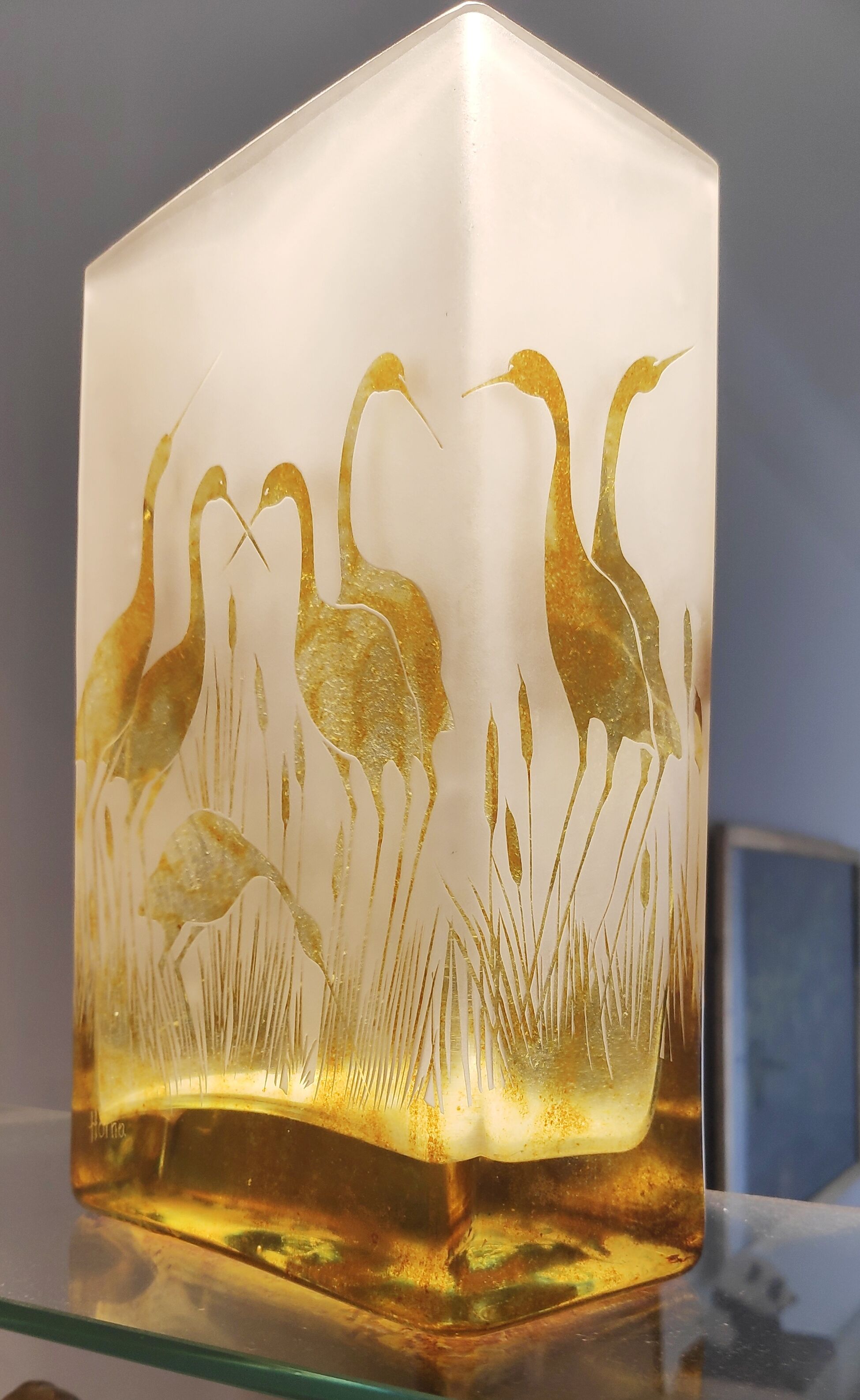 Vase signé Horna