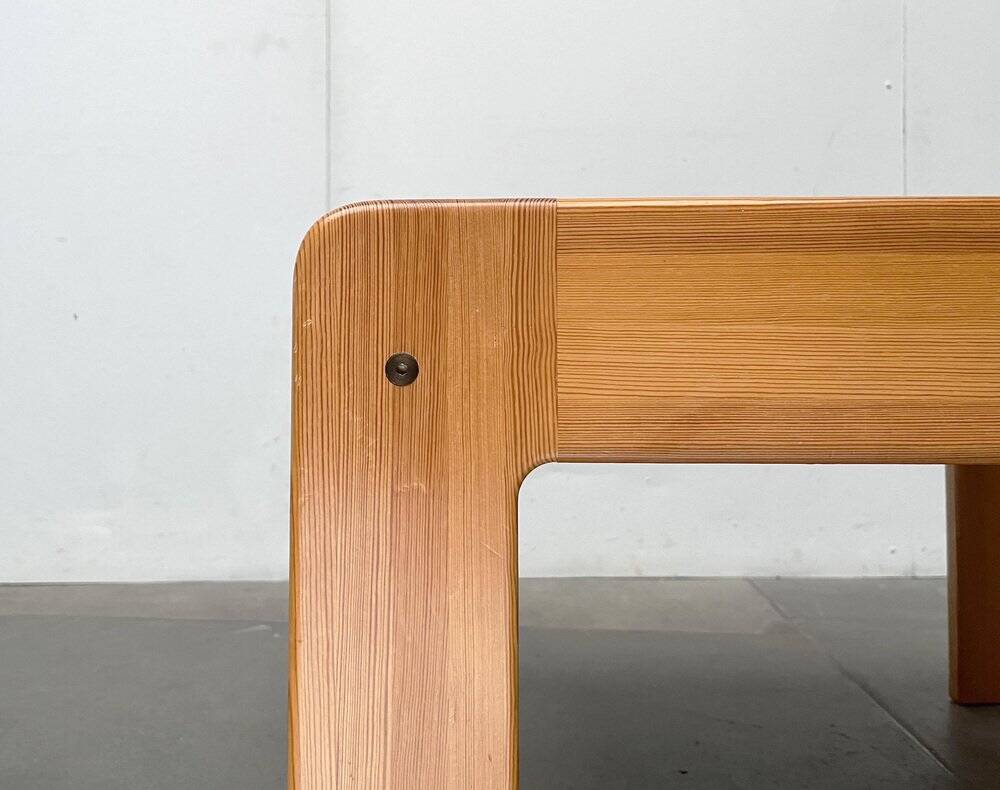 Vintage coffee table in Swedish pine by Yngve Ekström for Swedese, 1970s.