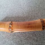 Curved pie server with bamboo handle