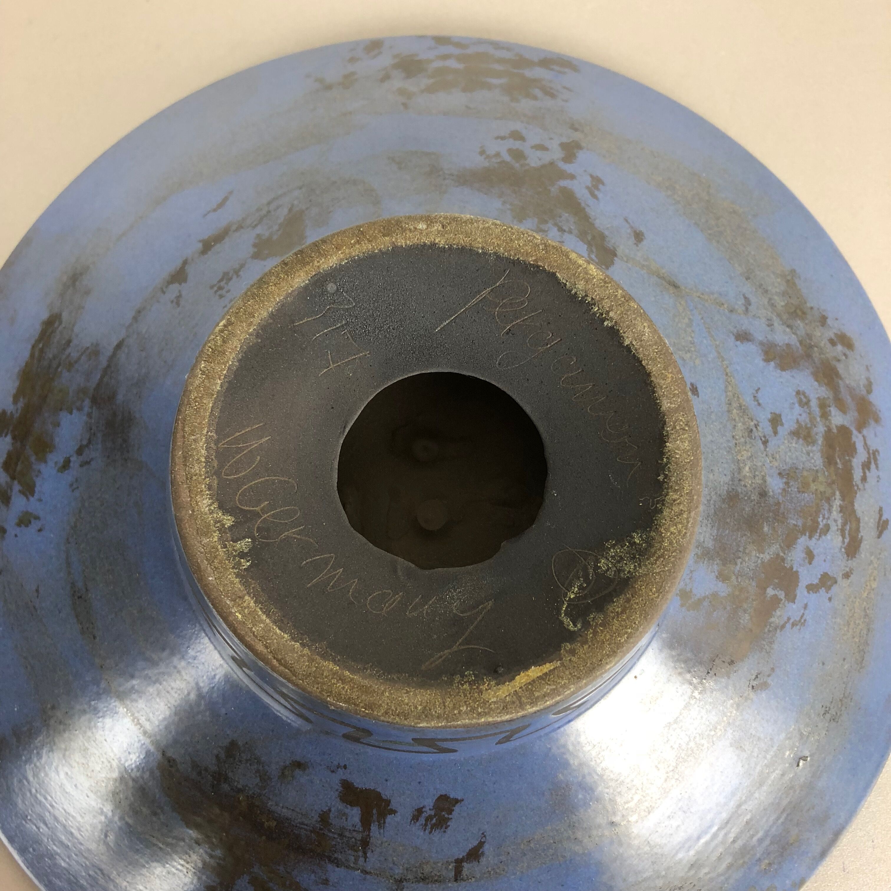 Ceramic pottery shell plate "pergamon" Hans Welling for Ceramano, Germany, 1960s