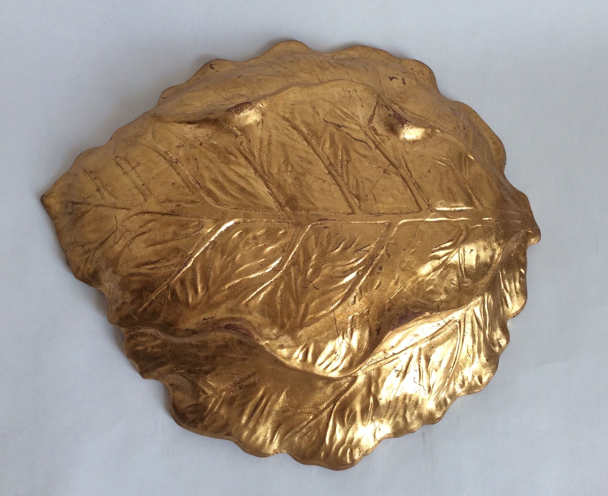 Empty Pocket leaves gilded terracotta