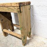 Tabouret artisanal en bois