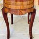 Commode style Louis XV en loupe d'orme et noyer