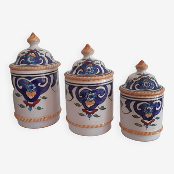 Set of 3 ceramic pots