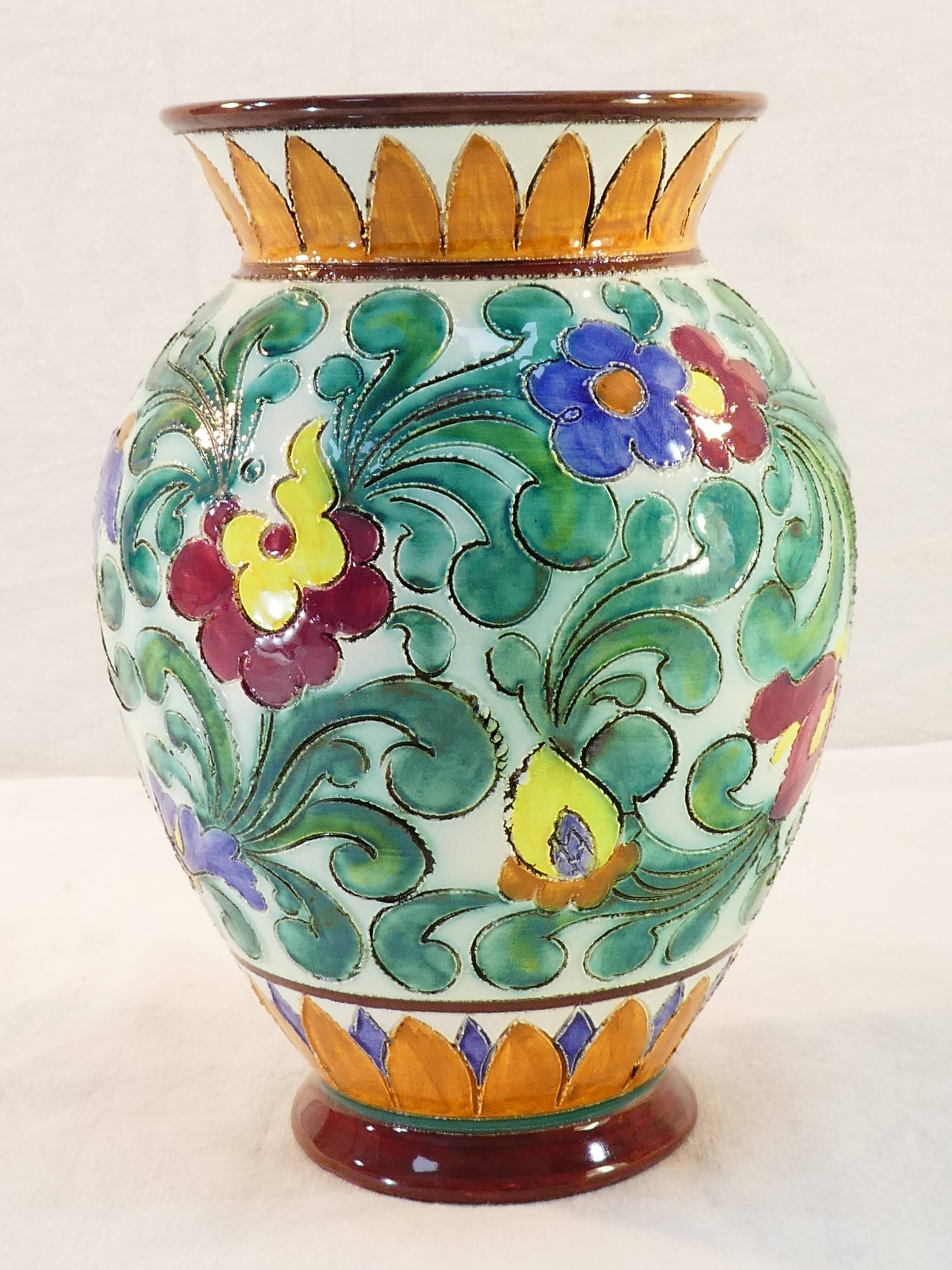 Vase in faience cecart monaco