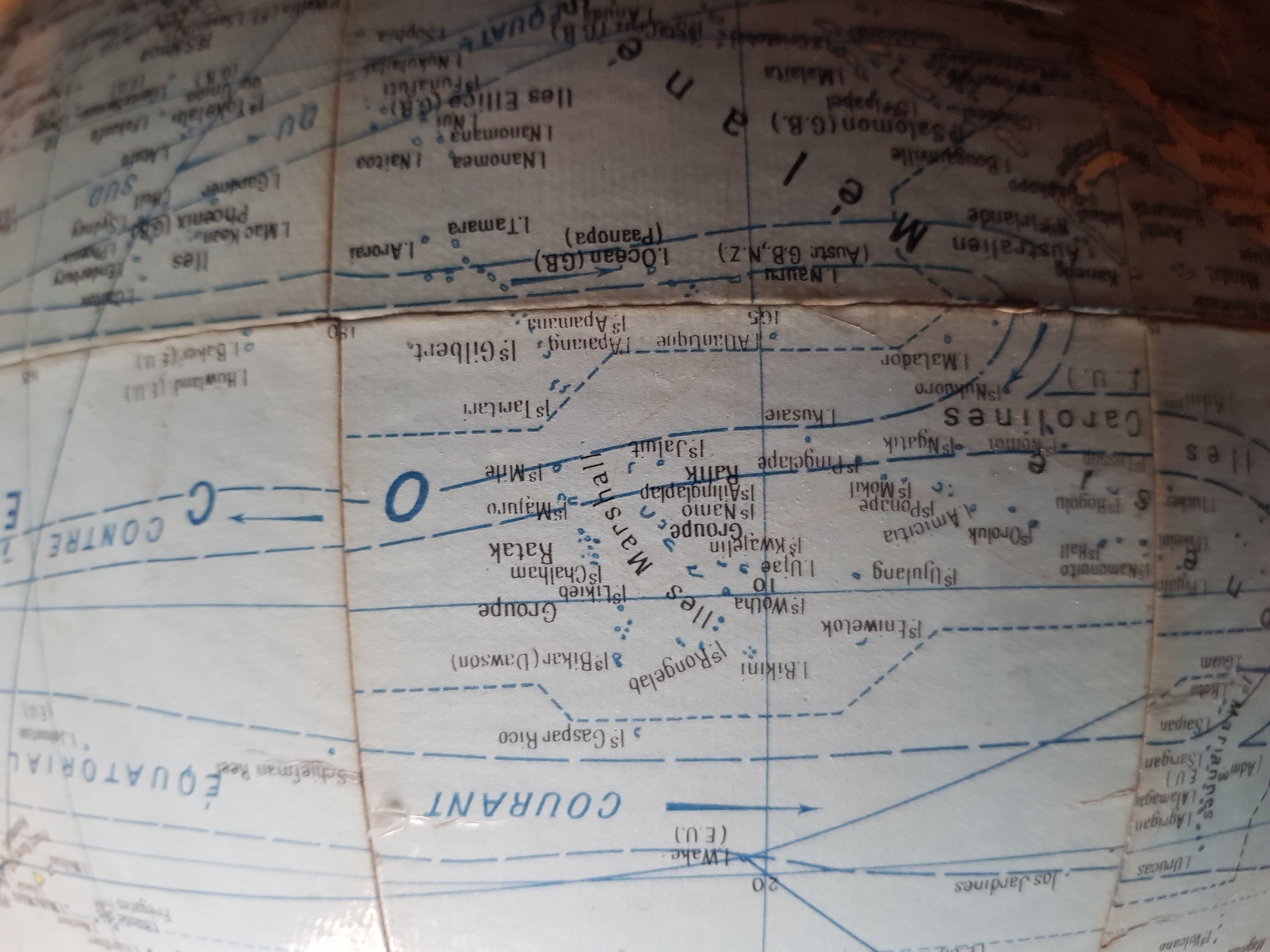 Globe Terrestre "Girard et Barrere" Paris