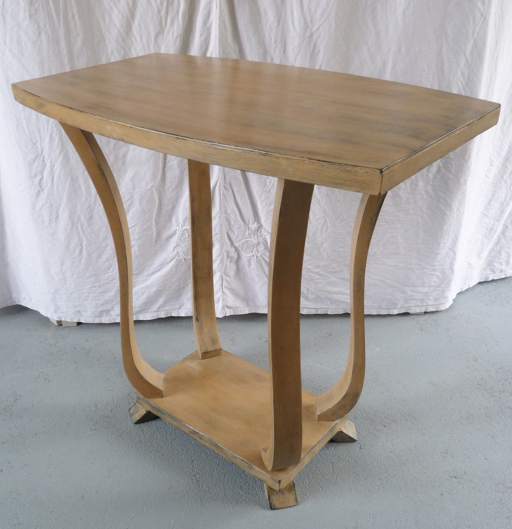 Skated Art Deco Healing