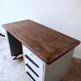 Bureau geomètrique de style industriel sansen