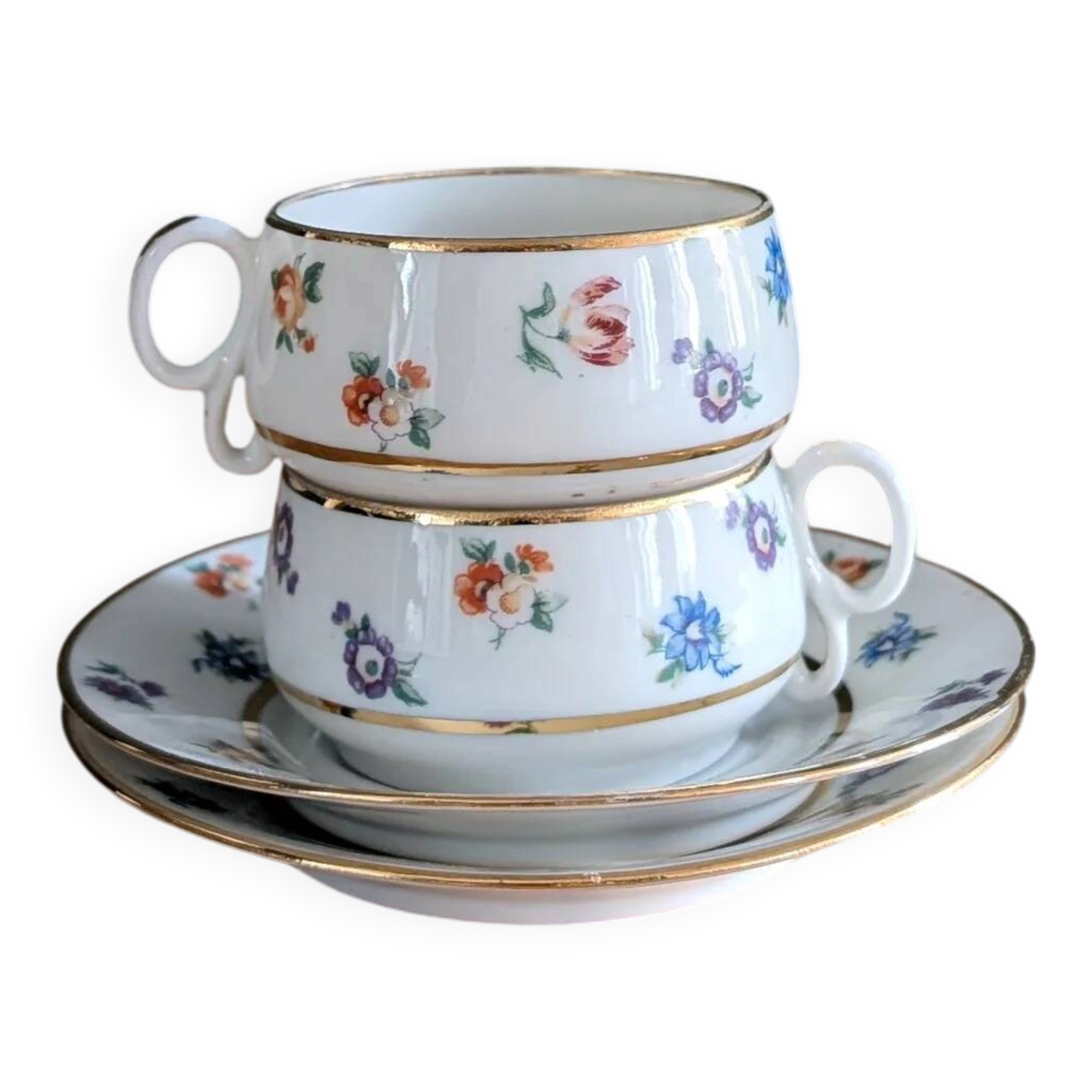 Pair of cups