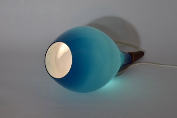 Holmegaard pendant lamp large model in blue blown glass and teak, Denmark, Poulsen