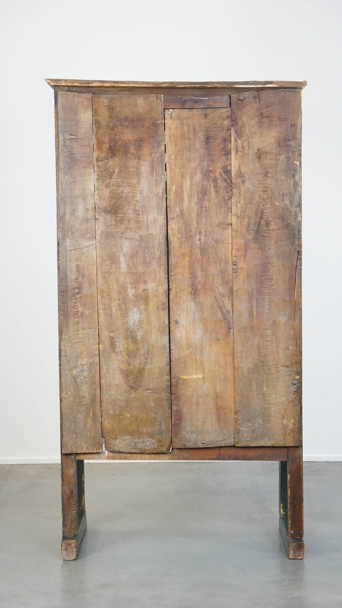 Armoire, buffet espagnol en bois vert et peintures Art populaire, XVIIIe siècle