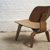 LCW lounge chair in Ash, Charles & Ray Eames, Early Herman Miller