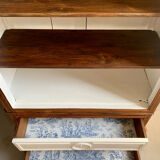 Bookcase/shelf