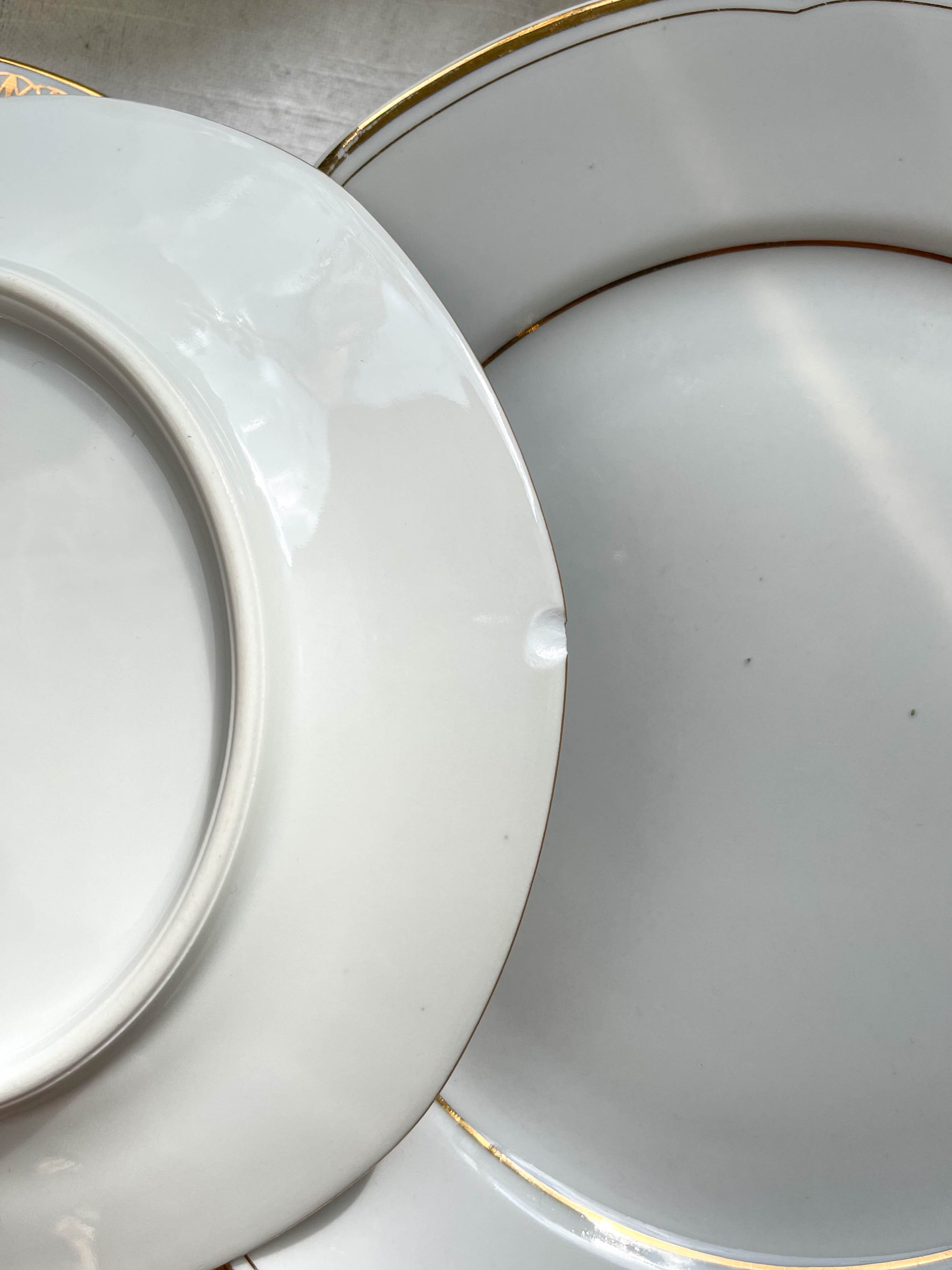 12 Mismatched porcelain plates