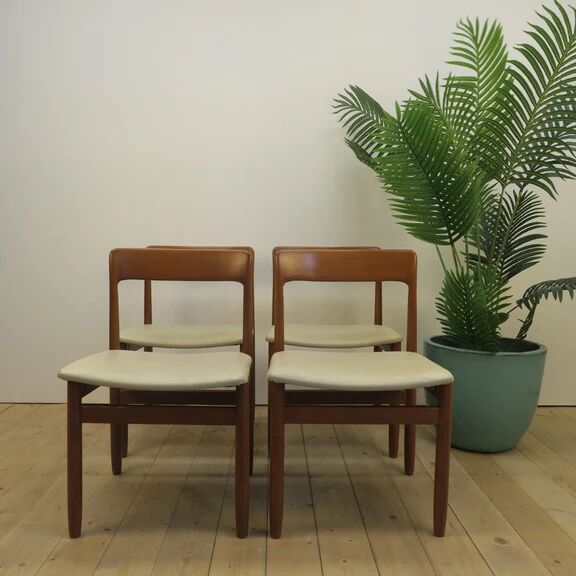Set of 8 mid-century teak chairs, Denmark 1960.