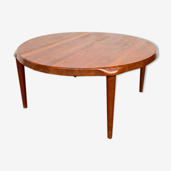 Mid Century Solid Teak Round Danish Coffee Table by John Boné for Mikael Laursen, 1970s.