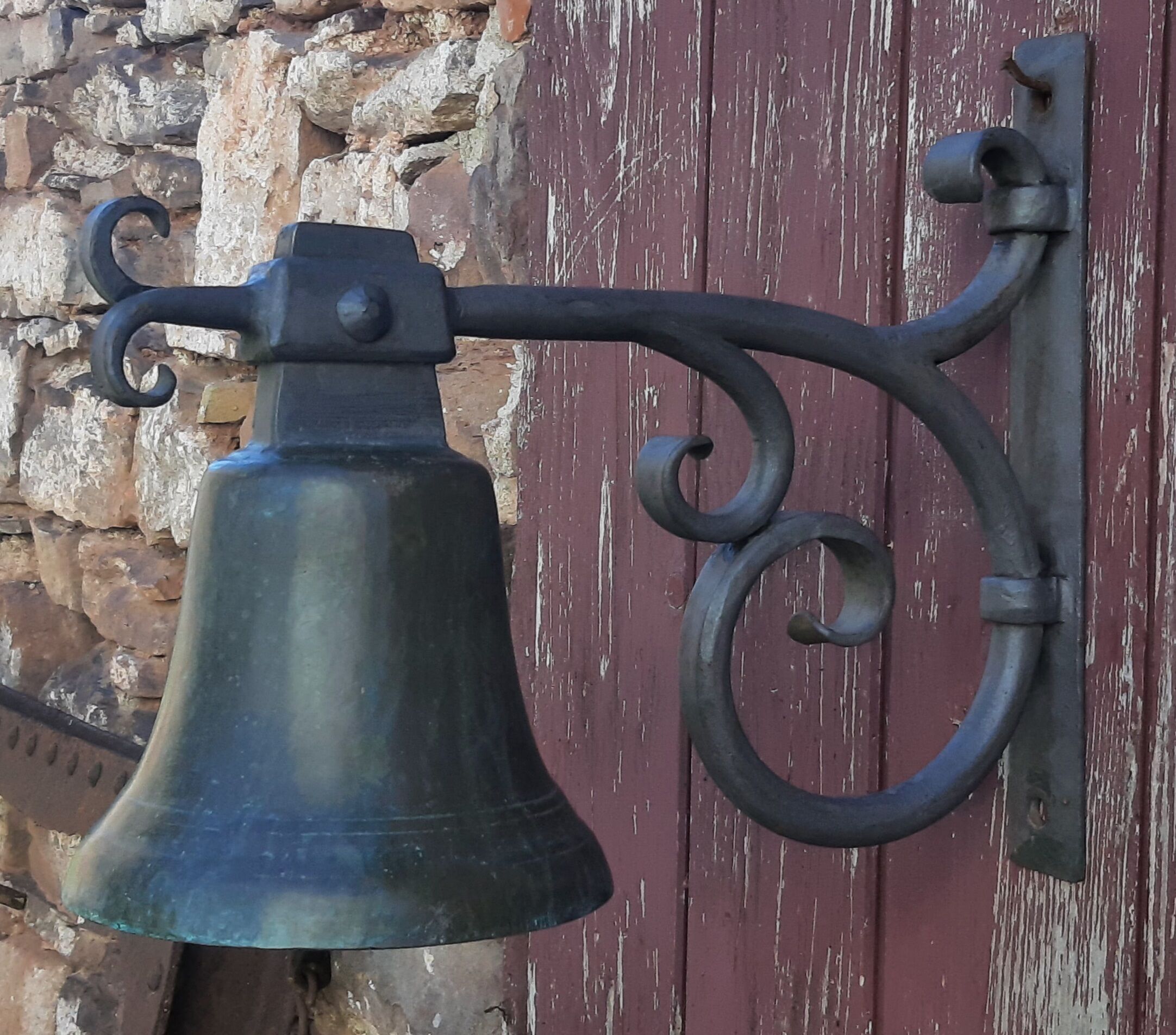 Wall bell