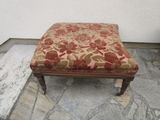 Old art-deco pouf