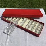 Crystal knife holder